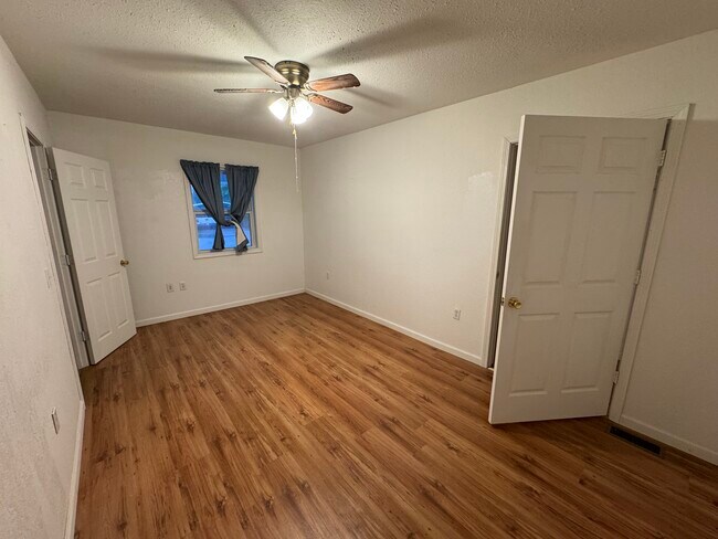 Bedroom 1 - 308 Stewart St