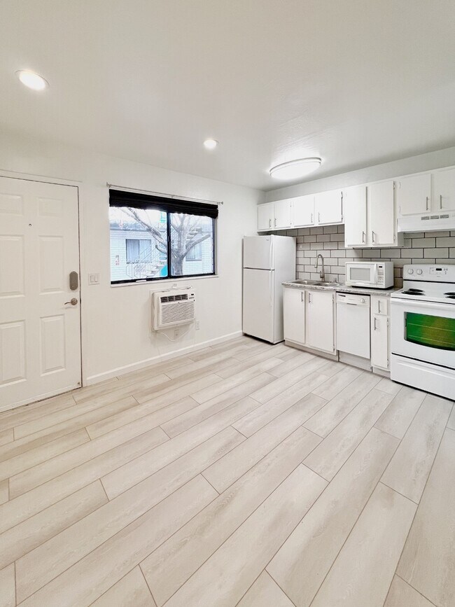 The Statham 217 E Taylor St Reno NV 89502 Apartment Finder