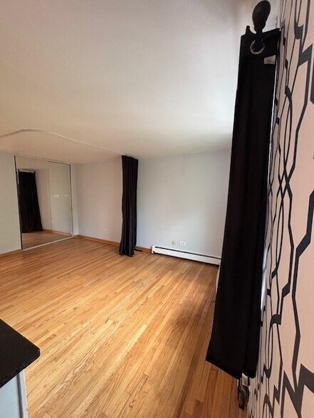 Main Living Space 2 - 2629 N Hampden Ct