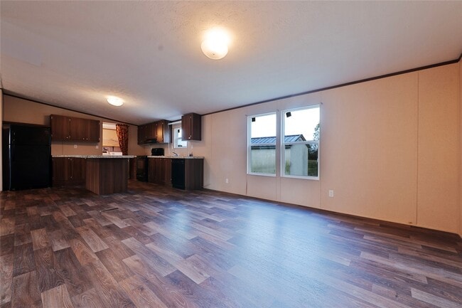 Building Photo - 1170 County Rd 603