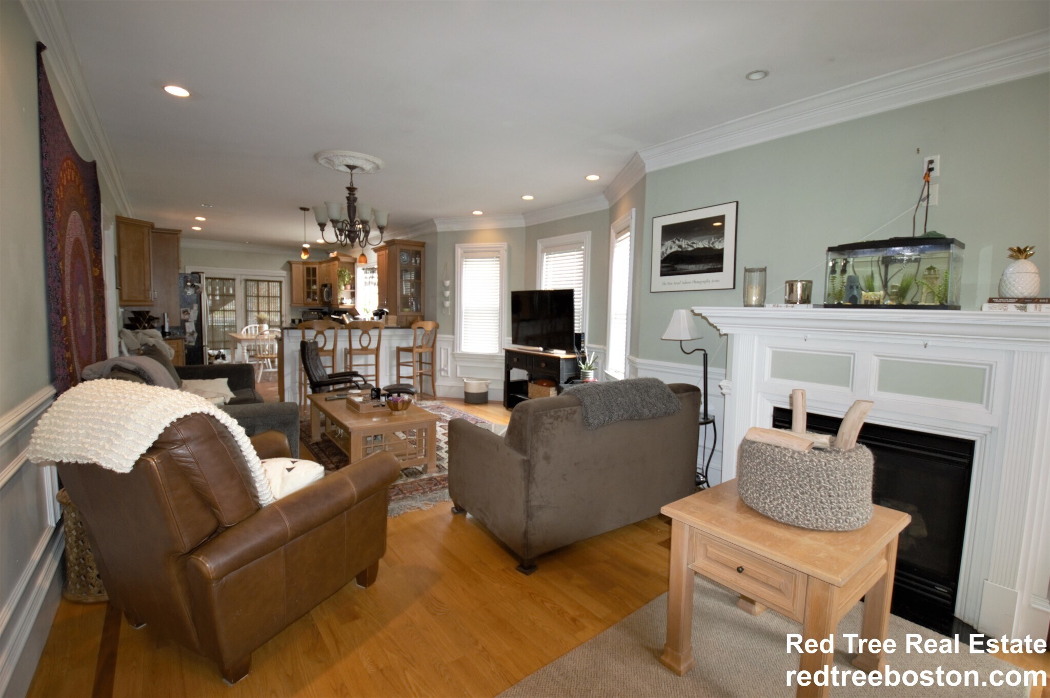 Building Photo - 55 Hobart St