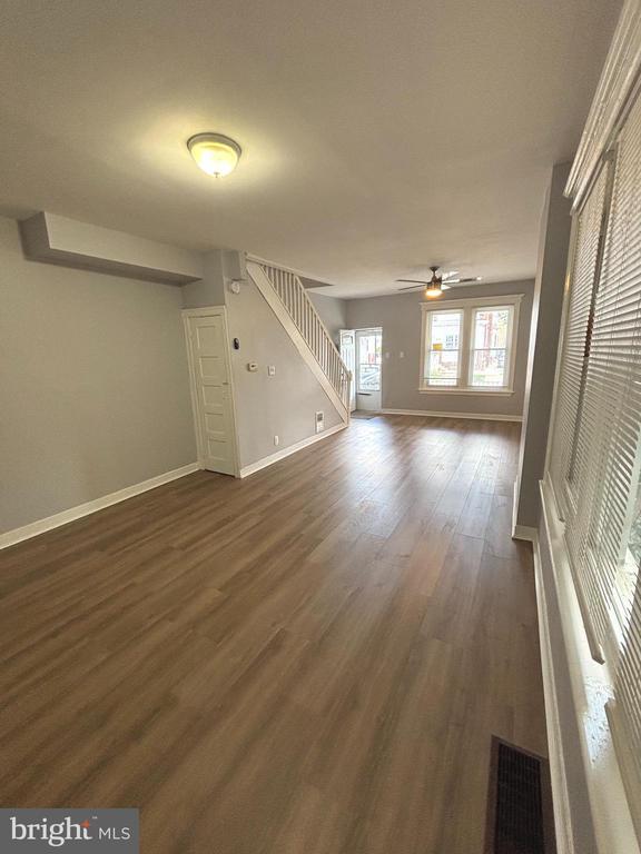 Building Photo - 1455 Wildwood Ave