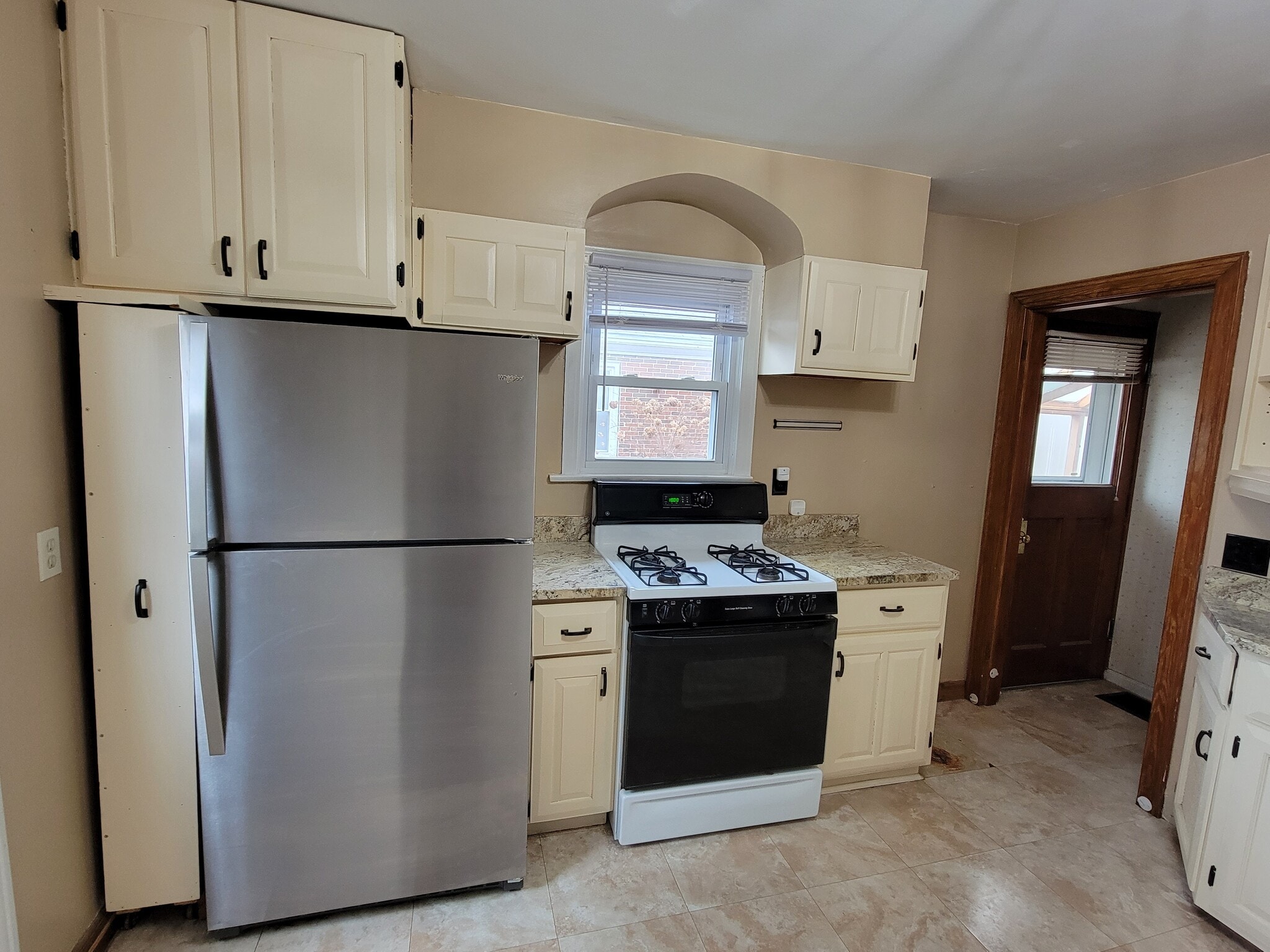 Building Photo - 4317 Duneden Ave