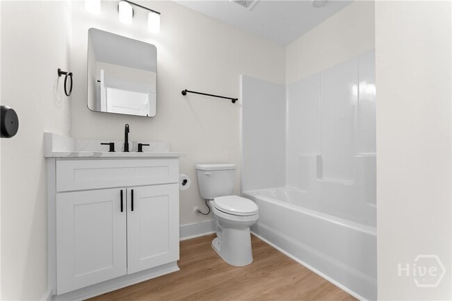 Building Photo - 1203 E Bolton St