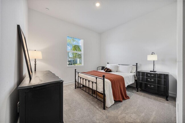 Building Photo - 6834 115th St E