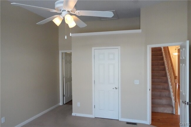 Building Photo - 5086 Minuteman Ln