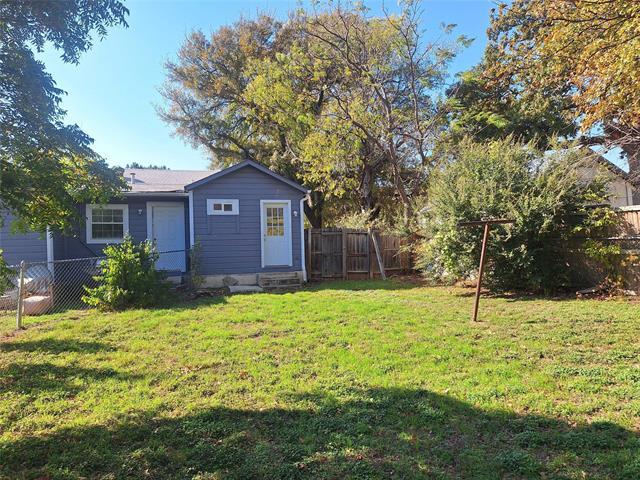 Building Photo - 2730 Carson St