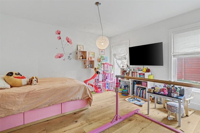 Building Photo - 5803 Shoal Creek Blvd