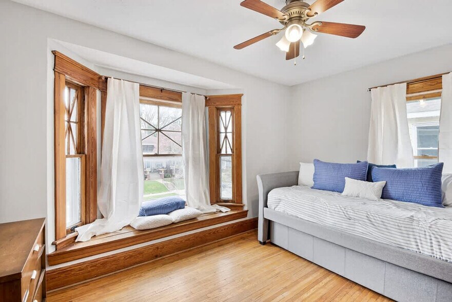 Building Photo - 103 Marquette Ave