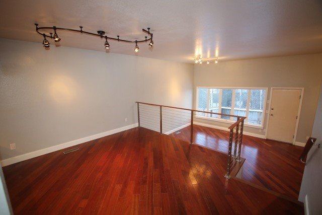 Building Photo - Nicely Updated 3 Bedroom Condo!