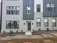 Building Photo - Brand Spankin' New Condo on White St!