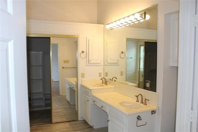 Building Photo - 3120 Silver Springs Ln