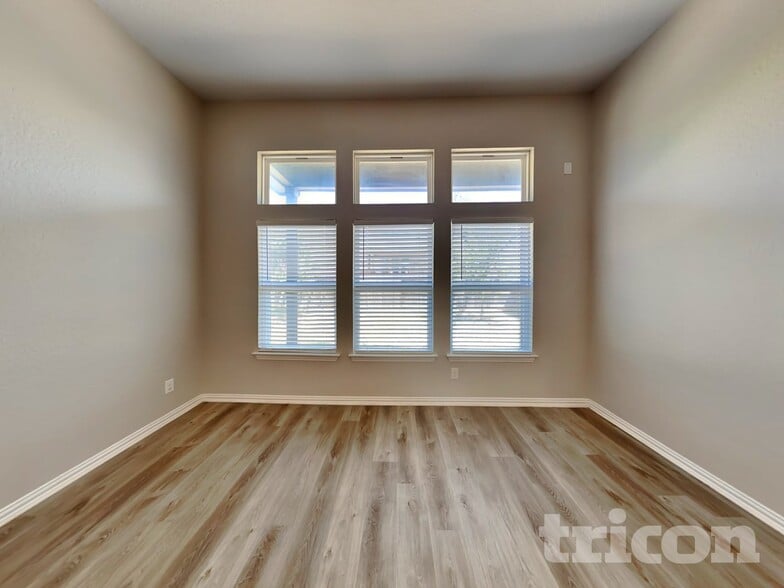 Building Photo - 7950 Headwaters Trail