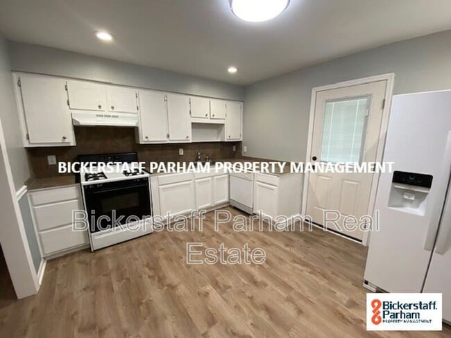 Building Photo - 1225 Apostle Dr