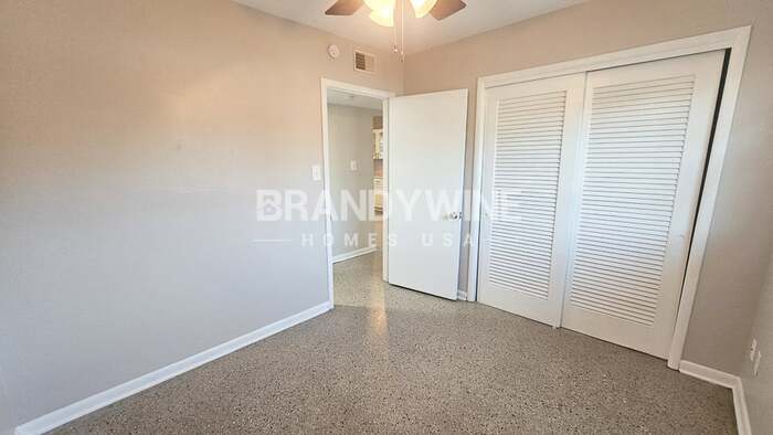 Building Photo - 1508 W Hamilton Ave