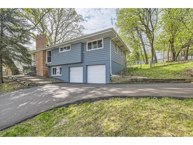 Building Photo - 1316 Holdridge Terrace