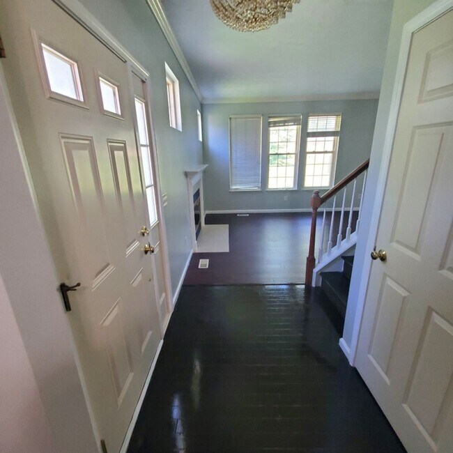Building Photo - 2643 Wyndgate Ct