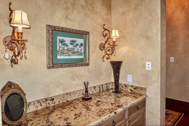 Building Photo - 1363 Oceanview Dr