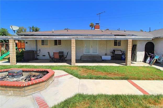 Building Photo - 7247 E Riverside Dr