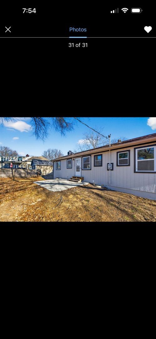 Building Photo - Charming 3BR House in Overland Park