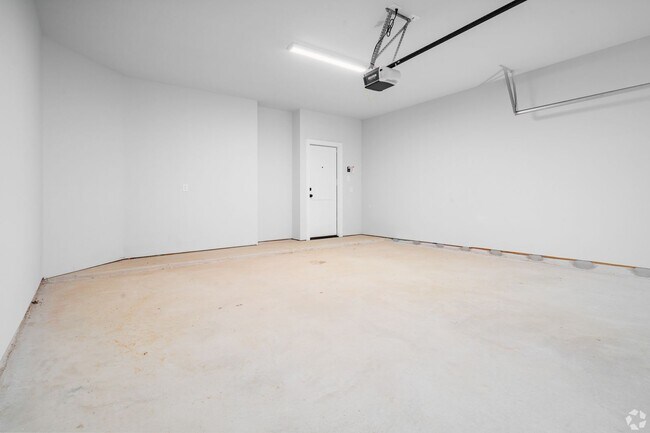 Building Photo - 13685 Giovannis Gdn