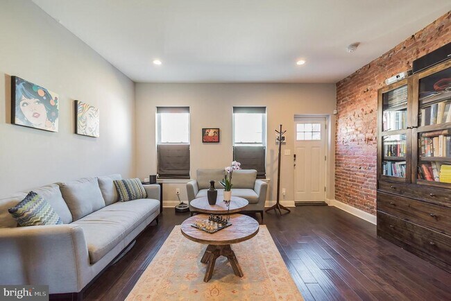 Building Photo - 1131 S 23rd St