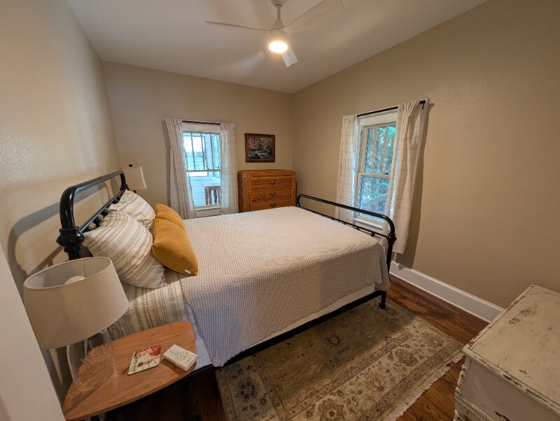 Building Photo - 604 Yarborough St