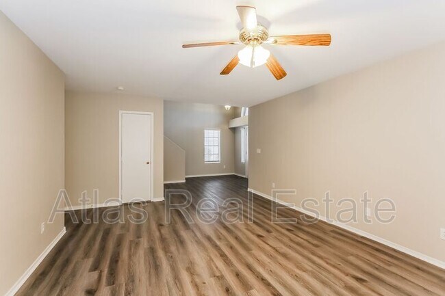 Building Photo - 5009 Sparkling Sky Ave
