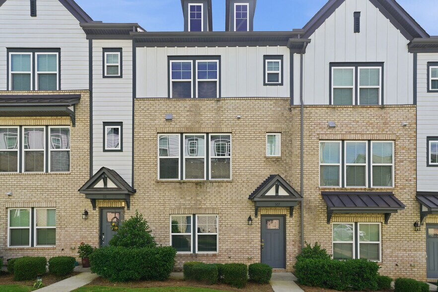 Building Photo - 507 Upper Stone Cir