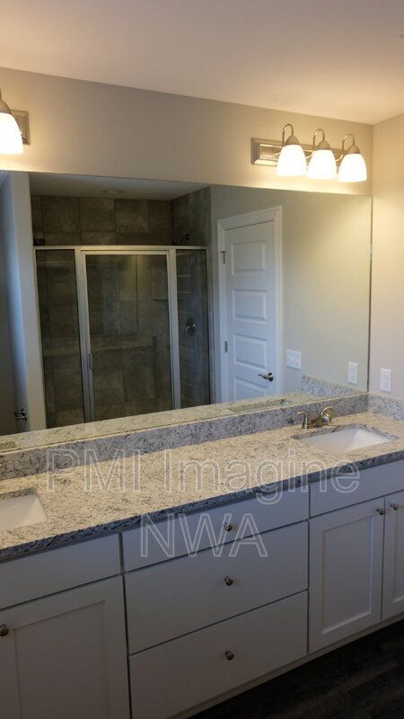 Building Photo - 474 N Yona Ln