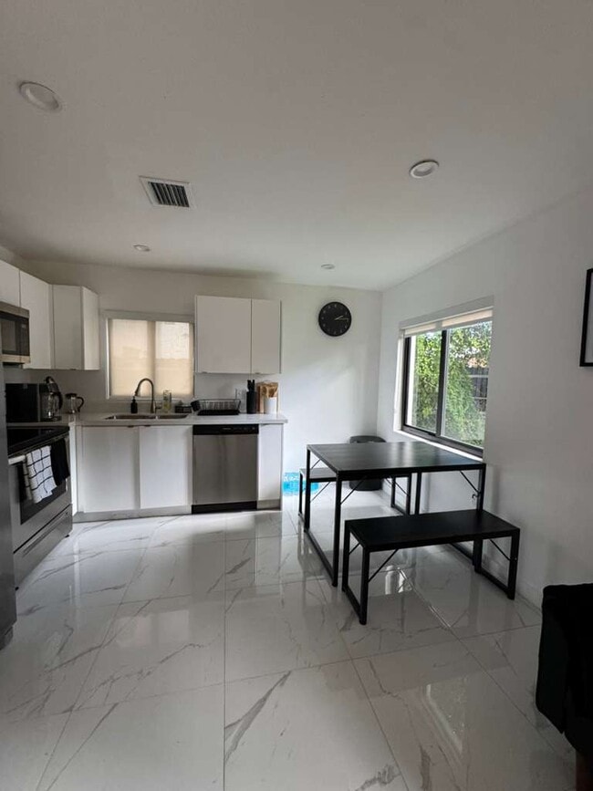 Building Photo - 1780 NW 68th Terrace