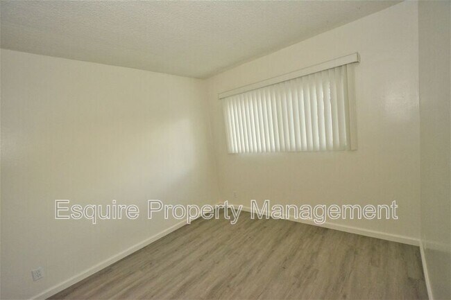 Building Photo - 710 W Channel Islands Blvd