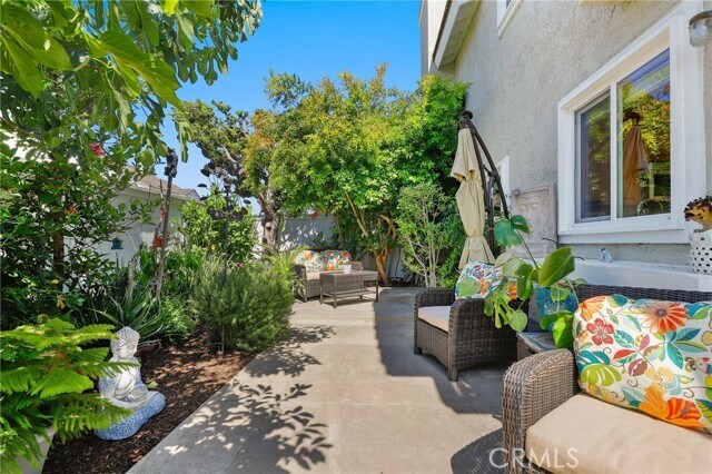 Building Photo - 226 Greenmoor