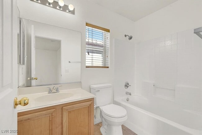 Building Photo - 248 Vertigo Tulip Ct