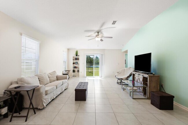 Building Photo - 86186 Mainline Rd