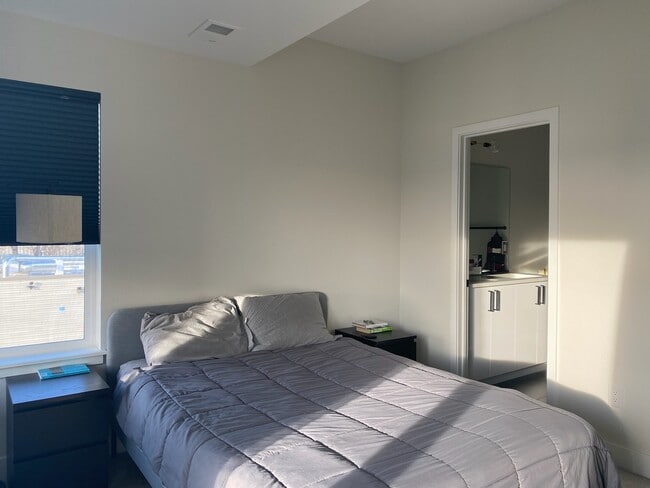 Building Photo - 2400 S Delaware St