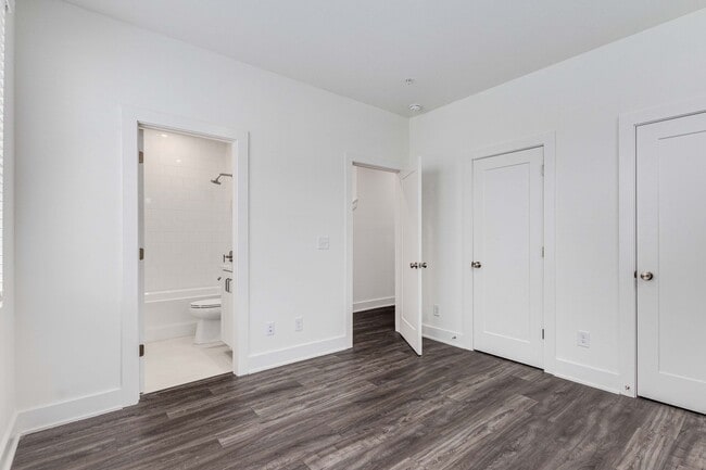 Building Photo - 1815 Gotham Ln NE