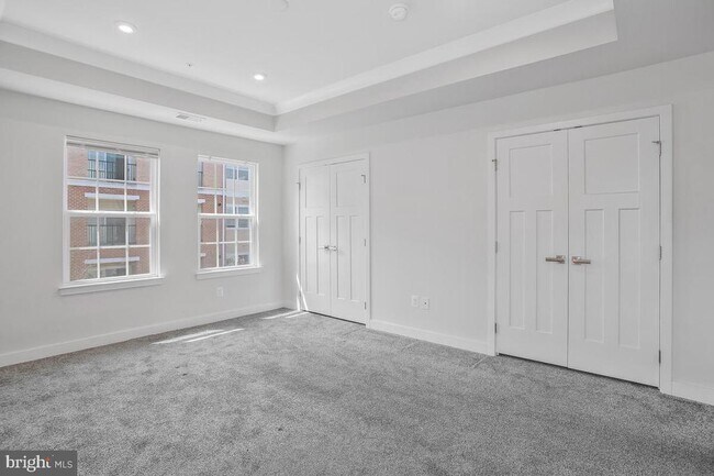 Building Photo - 8100 Miner St