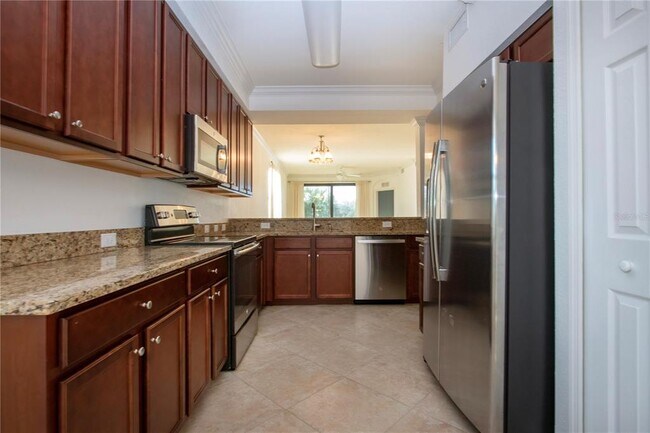 Building Photo - 16804 Vardon Ter