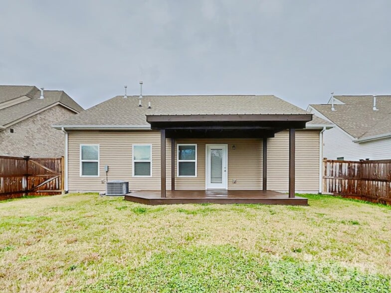 Building Photo - 1139 Westgate Dr