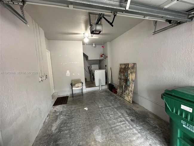 Building Photo - 21434 SW 85th Psge