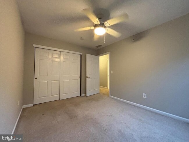 Building Photo - 113 Turnhill Ct