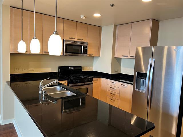 Building Photo - 1200 Main St