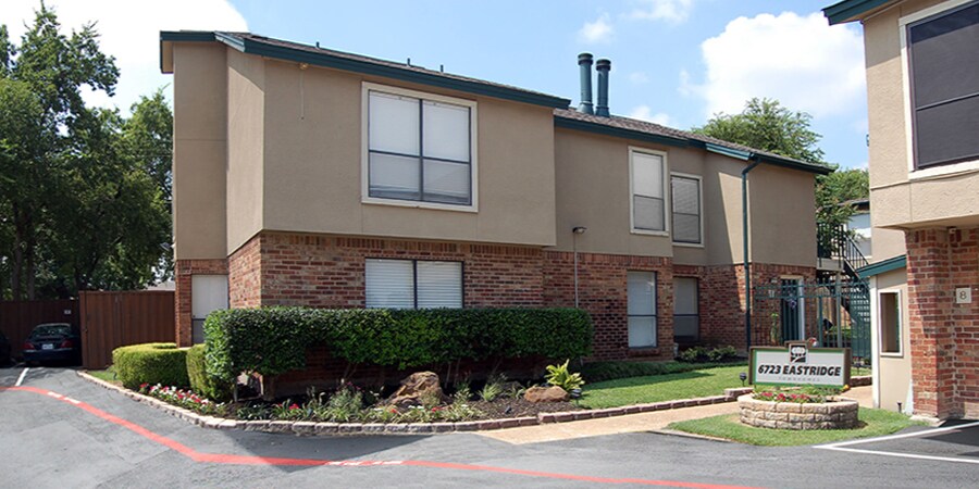 Exterior - 6723 Eastridge Dr