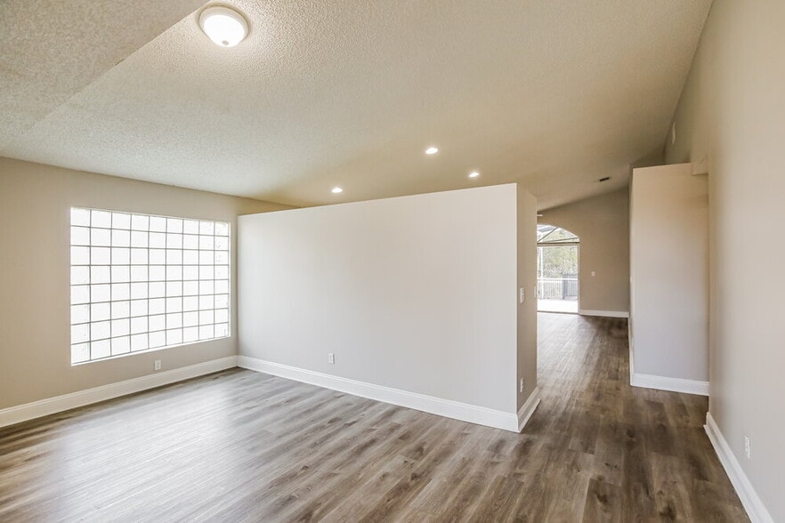 Building Photo - 18200 SW 6th St