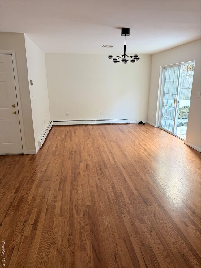 Building Photo - 219 Mary Lou Ave