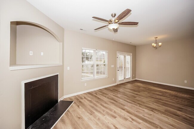 Building Photo - 19420 Fridley Ln