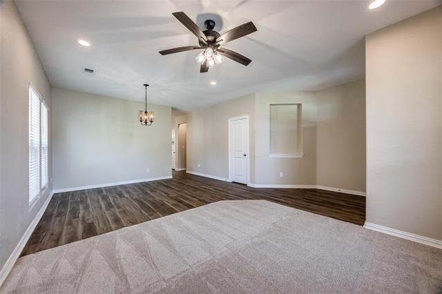 Building Photo - 1501 Fairway Dr