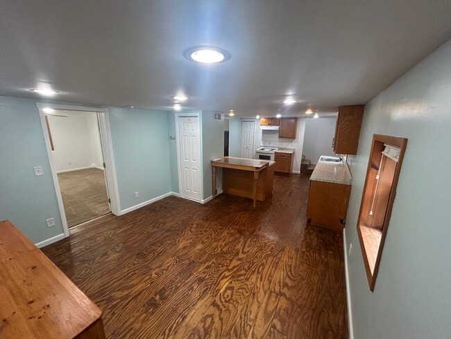 Building Photo - 3-Bedroom Home in Carrick on Private Street