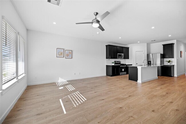 Building Photo - 1314 Via Del Corso Ln